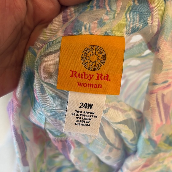 Ruby Rd. Multicolor Abstract Print Top - Picture 5 of 8